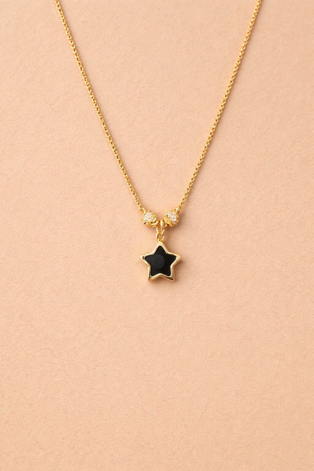 Stylish Gold Star Pendant Necklace – Elegant Jewelry for Women