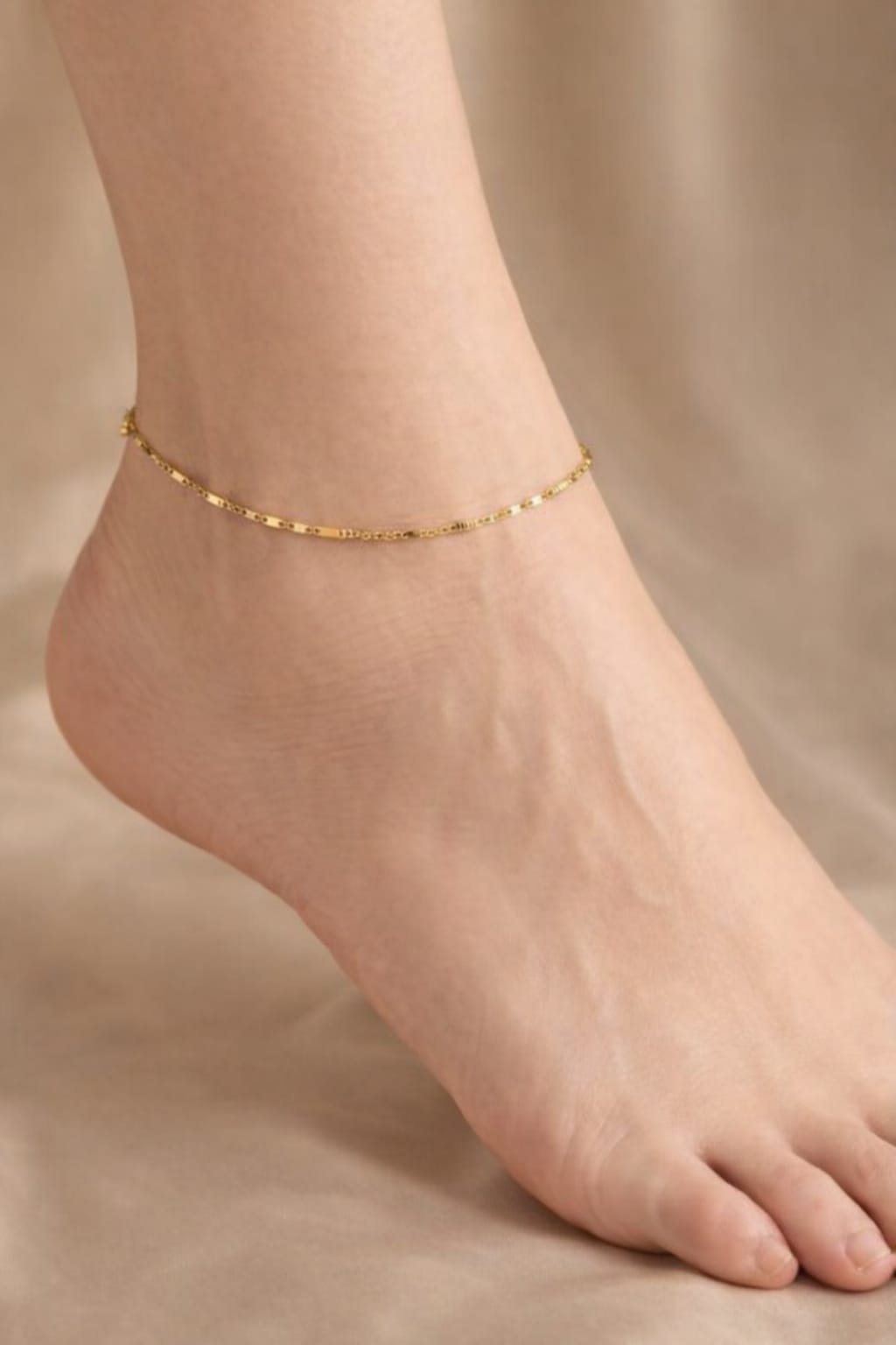 18K Gold Plated Minimalist Chain Anklet for Women | Simple Rectangular Bar Daily Wear Payal | Anti-Tarnish Skin Friendly Leg Chain | Stylish Foot Jewelry Gift