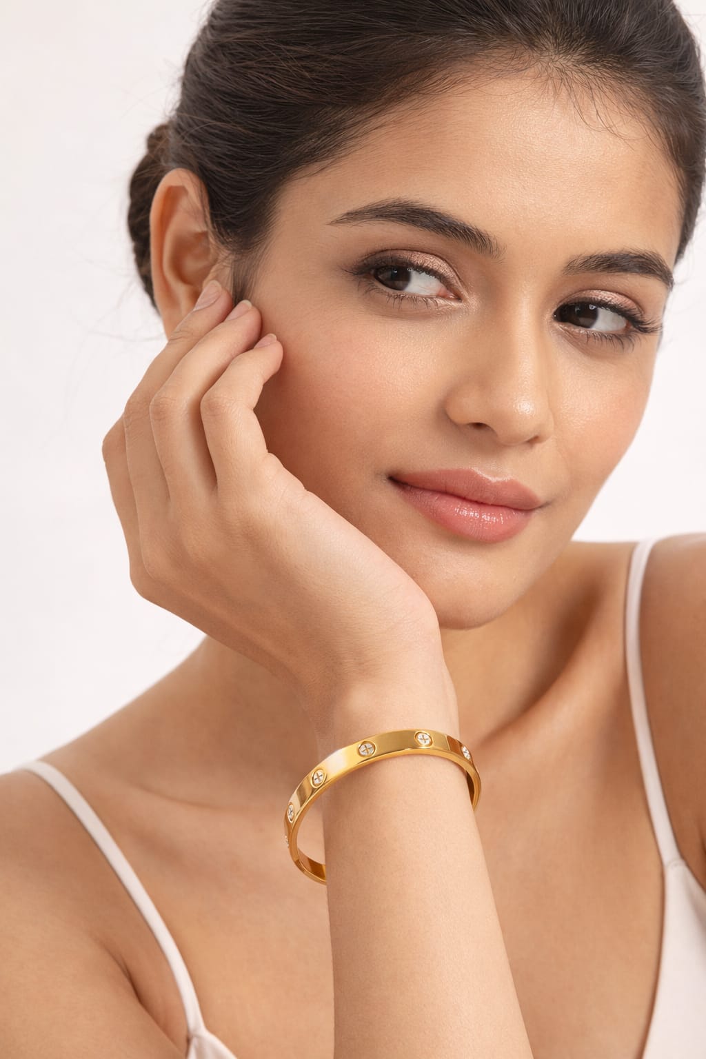 Luxury Gold Plated Screw Design Bracelet with Zircon Stones for Women