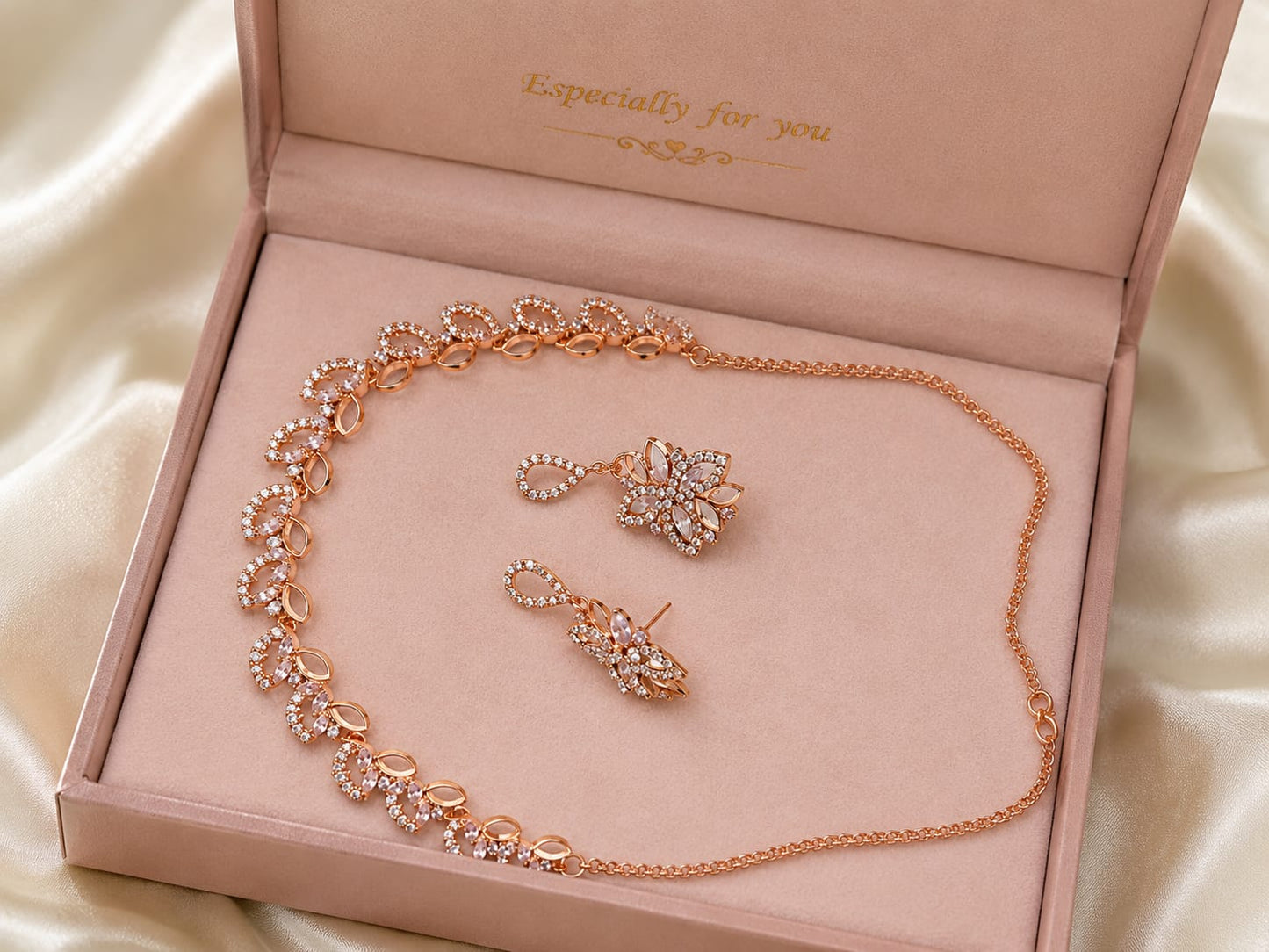 ✨ Buy 1 Get 1 Free – Luxury Necklace Collection ✨