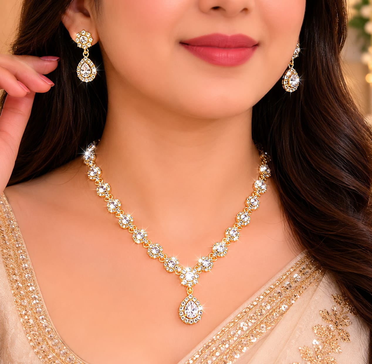 ✨ Buy 1 Get 1 Free – Luxury Necklace Collection ✨